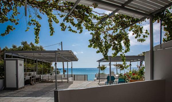 Summer Vibes Achlia Ngoại thất bức ảnh