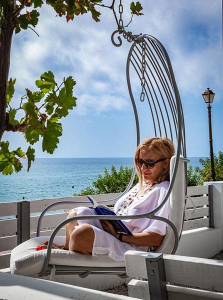 Summer Vibes Achlia Ngoại thất bức ảnh