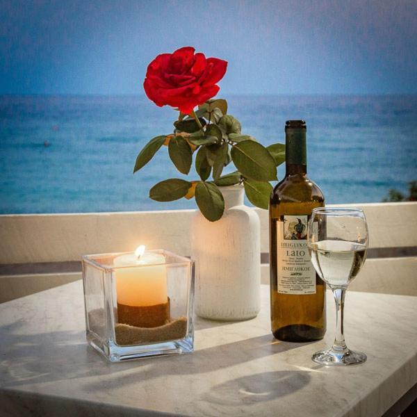Summer Vibes Achlia Ngoại thất bức ảnh
